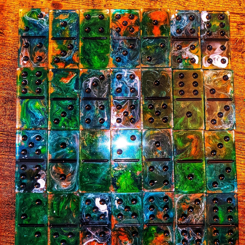Dominos Custom Set Nebula